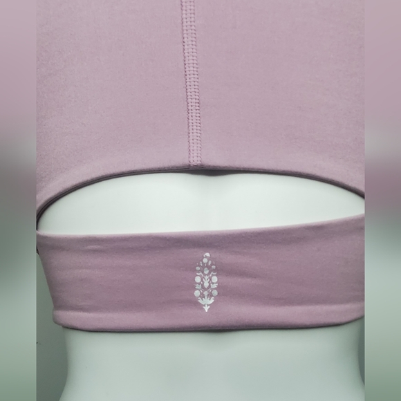 Free People Size XS - FP Movement "Breathe Deeper Crop Tank/Top InPink Ruched - Picture 4 of 11